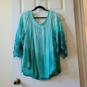 Avenue Light and Breezy Semi-Sheer Blouse Size 26/28 NWOT